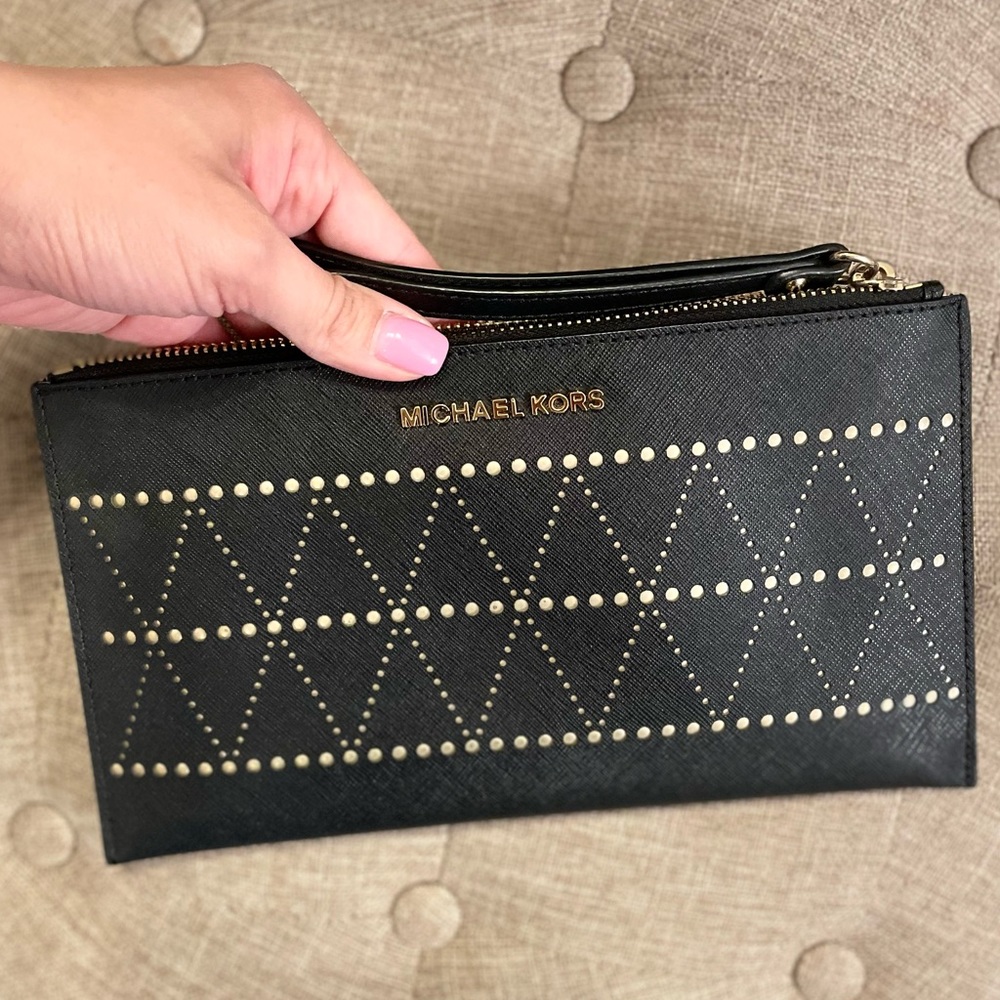 Michael kors large wristlet